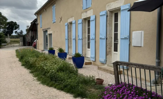 aménagement cour et chemin en calcaire Gers